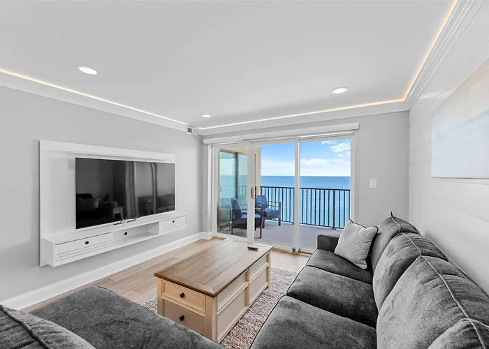 Extraordinary Oceanfront Penthouse - Unit 1211 *