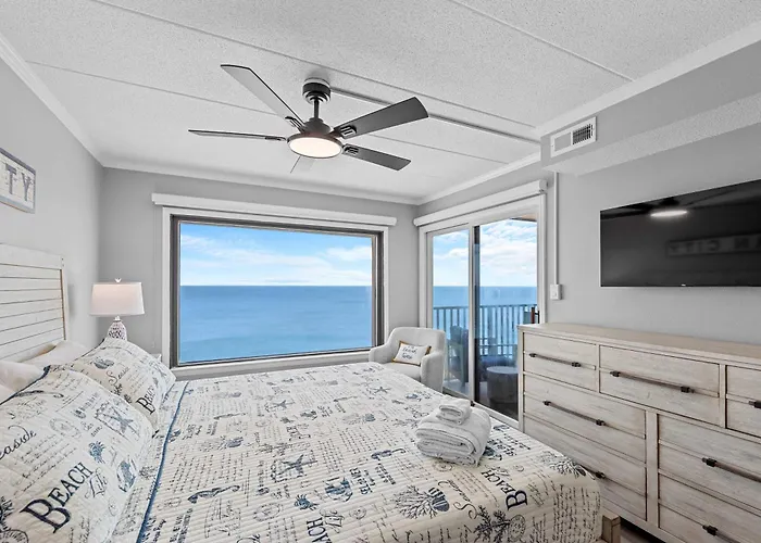 Extraordinary Oceanfront Penthouse - Unit 1211 *